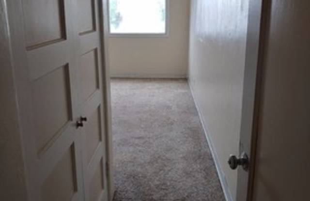 214 Blue Lakes Bd #2 Gallery 3