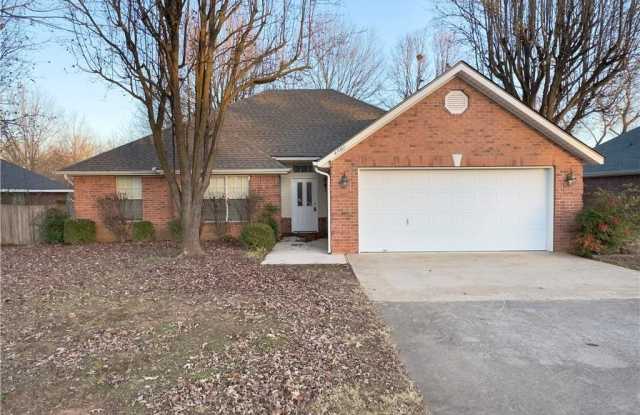 4901 Roxbury photos photos