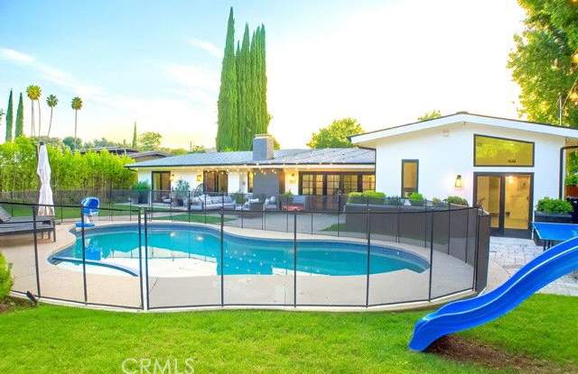 4820 Abbeyville Avenue photos photos