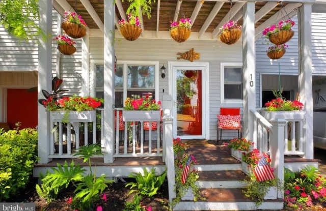 10 CARAVEL COURT photos photos