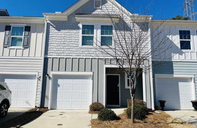 366 Penn Station Way photos photos