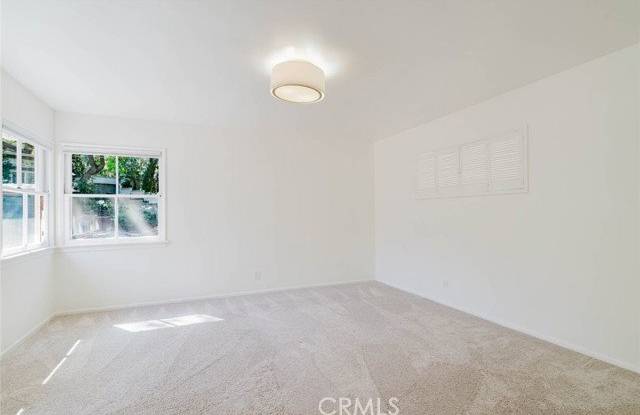 3747 El Lado Drive Gallery 3