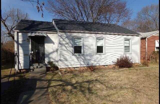 1320 Adams Street photos photos