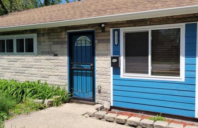 2522 East 23rd Avenue photos photos