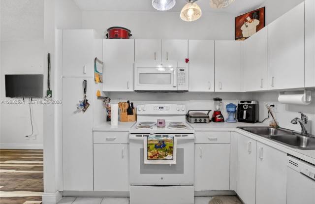 16853 SW 1st 16853 16853, Pembroke Pines, FL 33027 Gallery 3