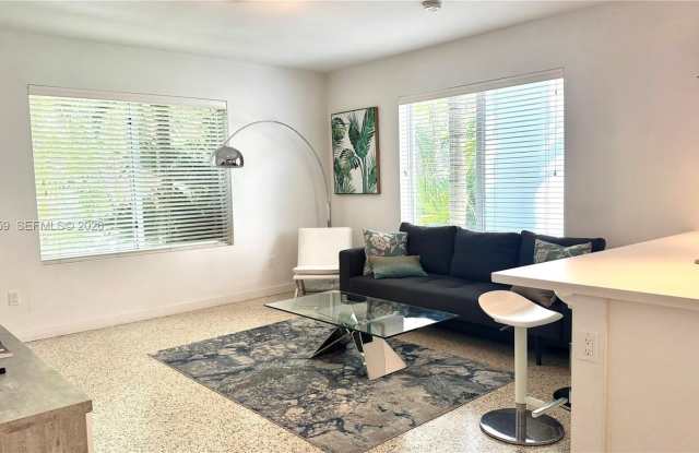643 Jefferson Ave photos photos