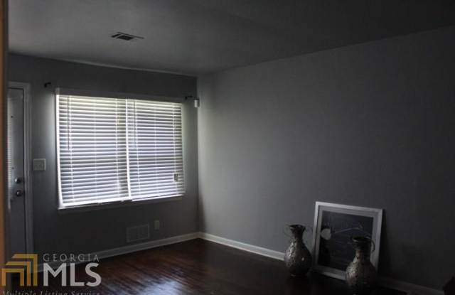 2544 Susan Ln Gallery 4