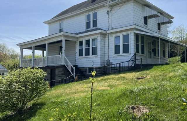 209 Winfield Avenue photos photos