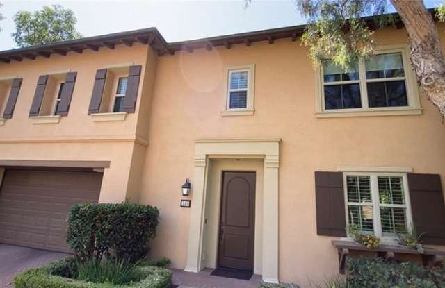 345 Bronze - 345 Bronze, Irvine, CA 92618