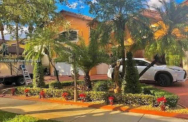 8565 NW 168th Ter - 8565 Northwest 168th Terrace, Miami Lakes, FL 33016