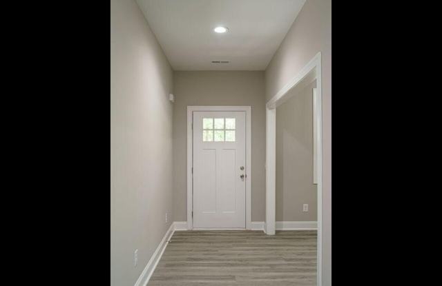 3277 Edinburgh Drive Gallery 2