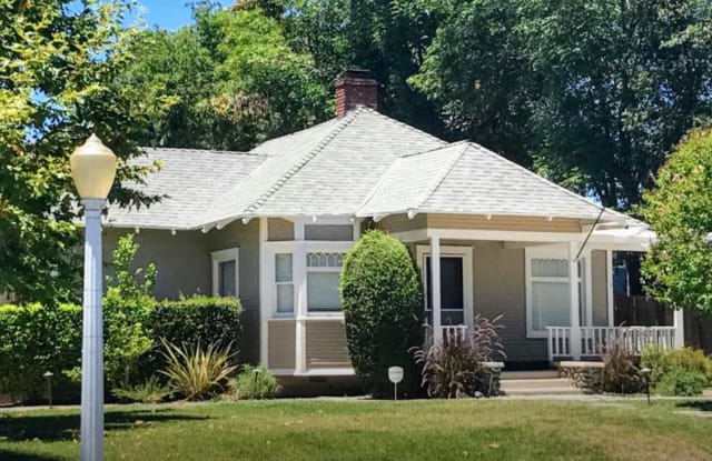651 S Los Robles Avenue - 651 Los Robles Avenue, Pasadena, CA 91106