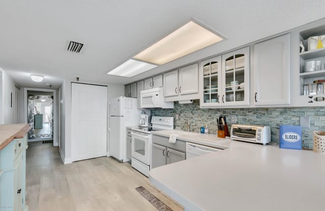 411 1ST ST S - 411 1st St South, Jacksonville Beach, FL 32250