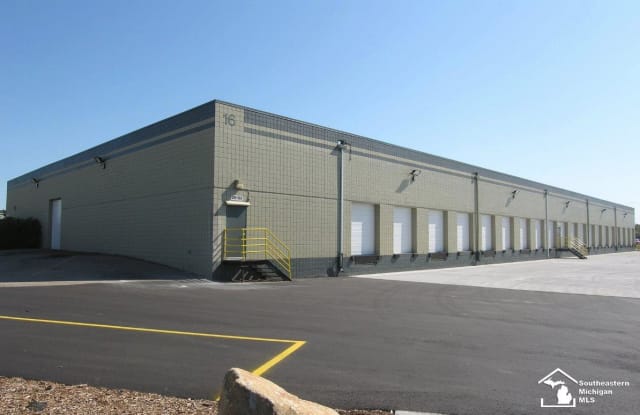 29185 Airport - 29185 Airport Dr, Romulus, MI 48174