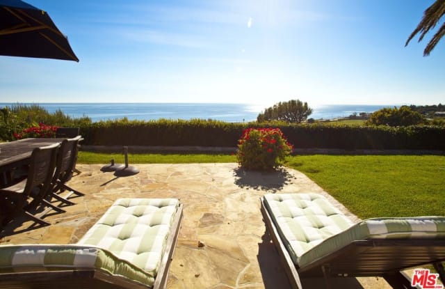 6215 Tapia DR - 6215 Tapia Drive, Malibu, CA 90265