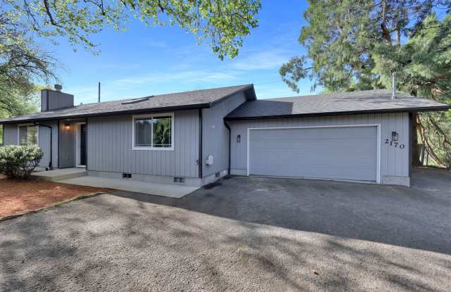Updated 3 bedroom 2 bath house in a great neighborhood! photos photos
