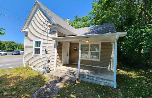 Spacious 1-Bedroom, 1-Bathroom Home AVAILABLE NOW!! photos photos