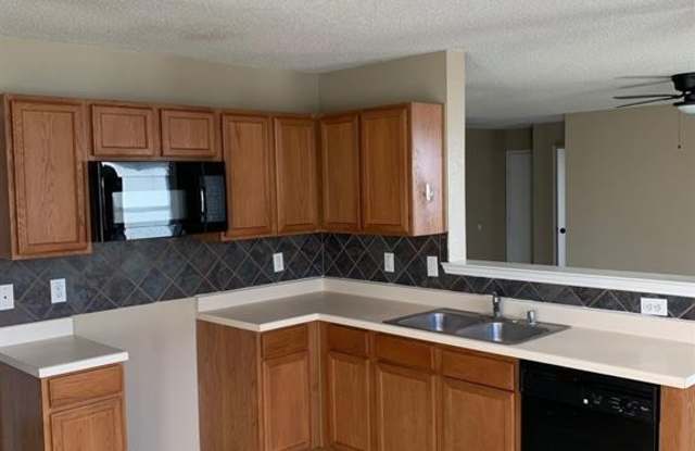 2644 Mariners Court Gallery 3