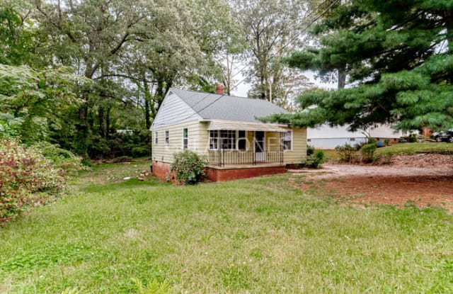 1109 Winslow Street - 1109 Winslow Street, High Point, NC 27260