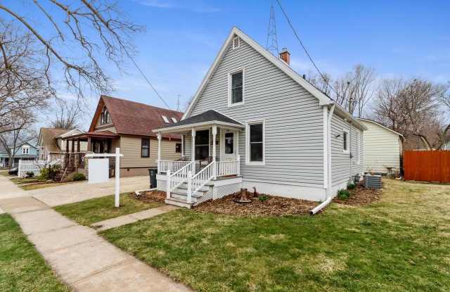 514 Franklin Ave - 514 Franklin Avenue, Lake Geneva, WI 53147