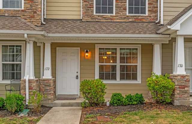 Awesome Goodlettsville Townhome in Convenient Location! photos photos