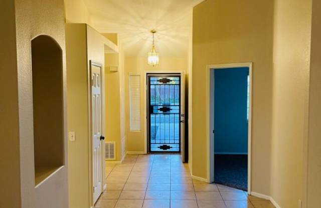 1050 Falcon Court photos photos