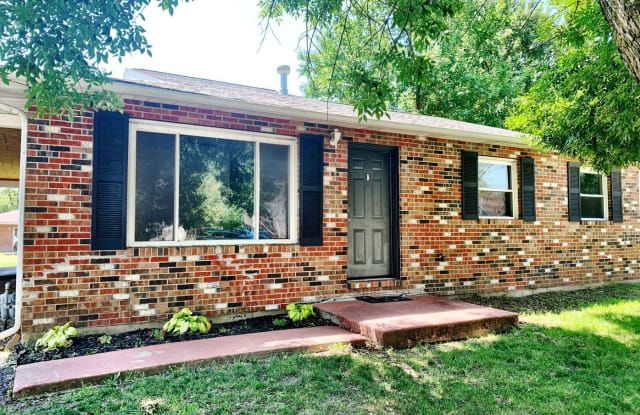 30 Georgetown - 30 Georgetown Drive, Pontoon Beach, IL 62040