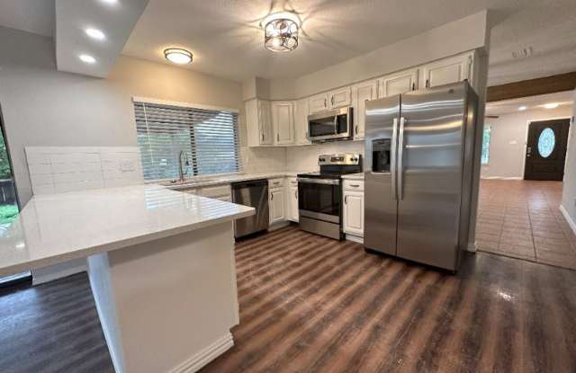 2609 Trailridge Dr - 2609 Trailridge Drive, Plano, TX 75074