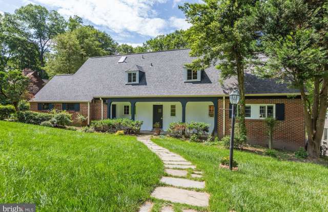 5204 WESTWOOD DRIVE - 5204 Westwood Dr, Bethesda, MD 20816