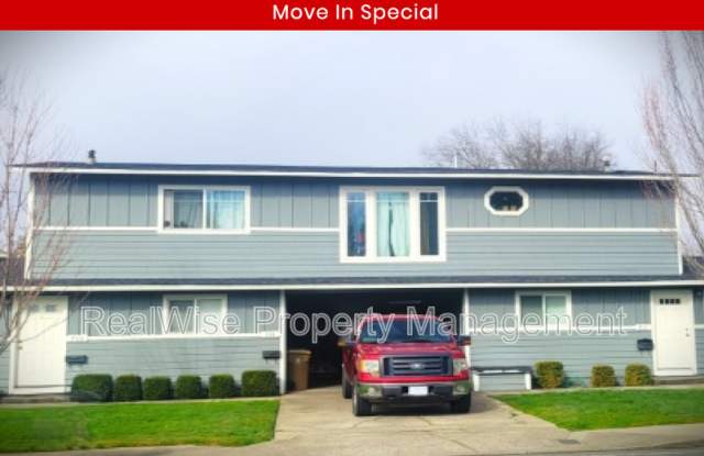 714 SE 9th St photos photos