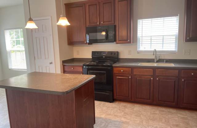Spacious 4 Bedroom Home with Two-Car Garage in Swann's Mill Community Gallery 3