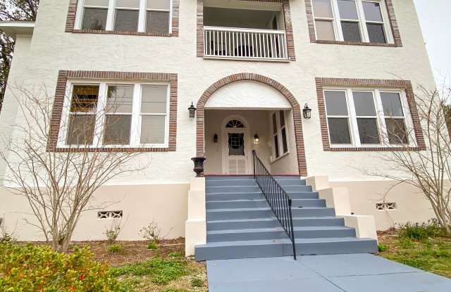 1724 E La Rua St Apt A - 1724 East La Rua Street, Pensacola, FL 32501