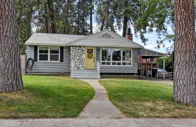 6207 N Elm St. - 6207 North Elm Street, Spokane, WA 99205