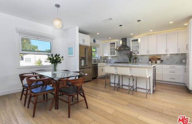 669 LAS LOMAS Avenue Gallery 2