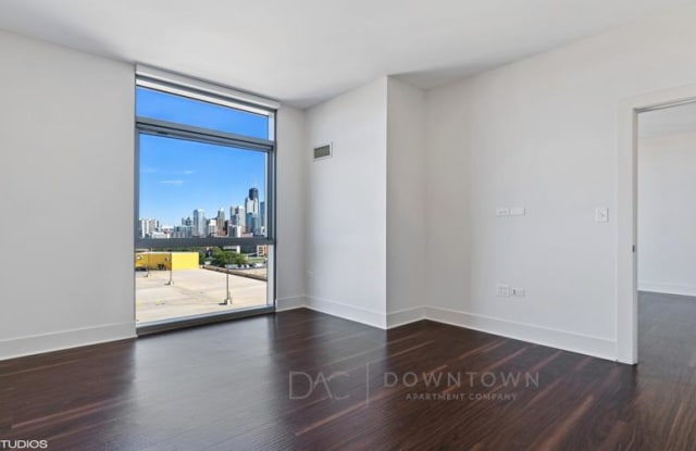 1460 N Halsted photos photos