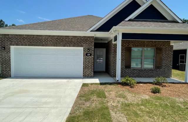 Home for Rent in Jasper, AL!!! Available to View with 48 Hour Notice!!! ***SIGN A 13 MONTH LEASE BY 07/31/26 TO RECEIVE 1 MONTH FREE RENT!!!!*** photos photos