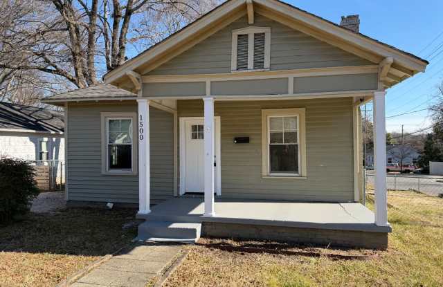 Lovely Three Bedroom Home In Plaza Midwood! photos photos