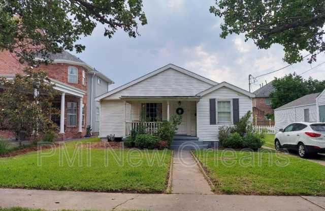 12 Oaklawn Dr - 12 Oaklawn Drive, Metairie, LA 70005