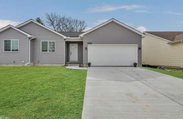 9516 Orchard Lake photos photos