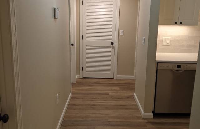 1 Timberwood Drive Gallery 3