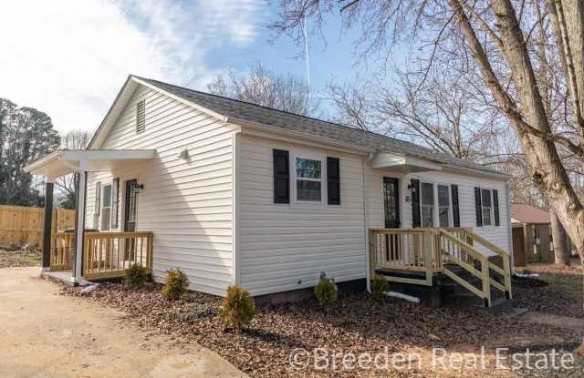 303 Putnam Street photos photos