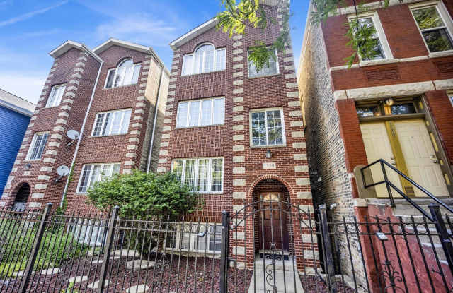 1339 N Greenview Avenue photos photos