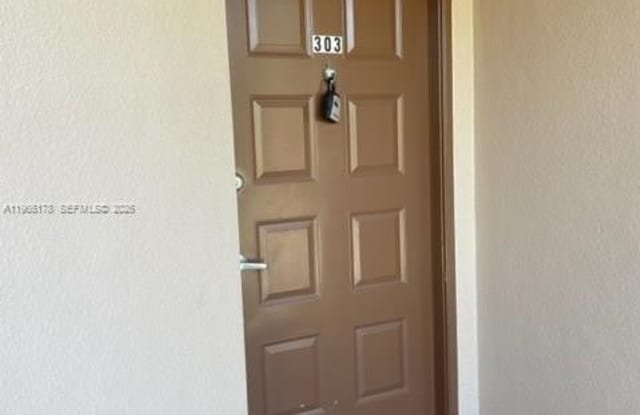 1200 SW 125th Ave photos photos