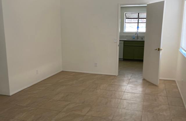 15086 Dakota Street Gallery 4