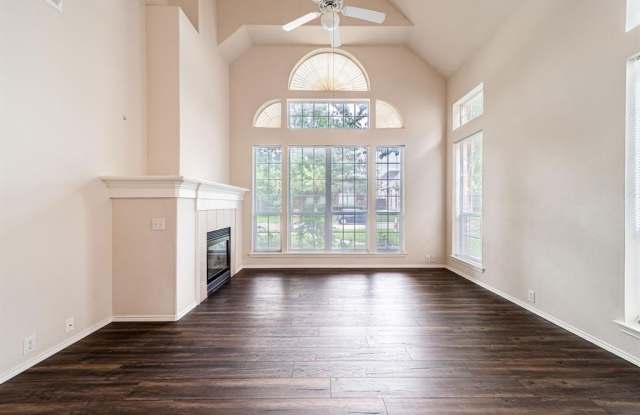 6870 Winston Drive Gallery 2