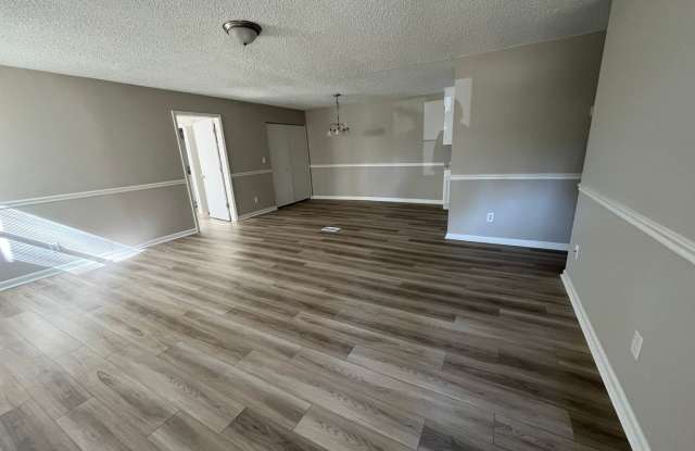 MOVE IN SPECIAL AVAILABLE! Four Bedroom Rincon Home on Three Acres Gallery 4