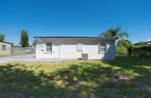 2410 NW 159th Ter photos photos 2410 NW 159th Ter photos photos