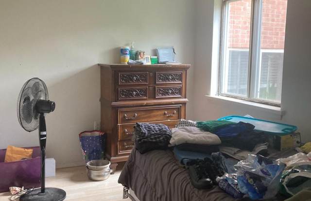7495 PRINCE CHARLES COURT Gallery 3