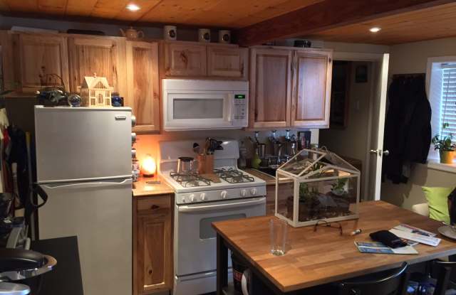 54042 Pine Crest Ave photos photos