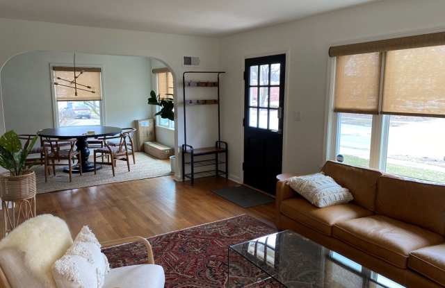 Renovated 3-bed, 2-bath home close to schools and downtown Champaign! photos photos